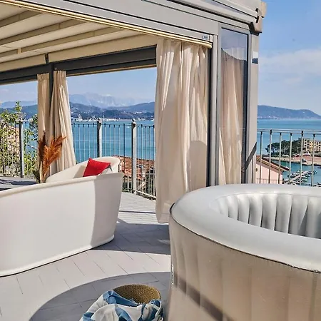 Wonderful Sea View And Jacuzzi * مونتيروسّو ال ماري
